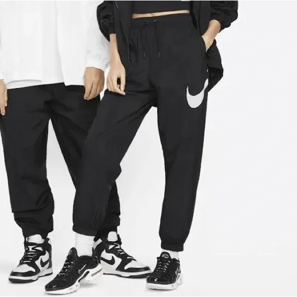 Nike Joggers Nike Loose Fit Coupe Large Womens Nike Pants